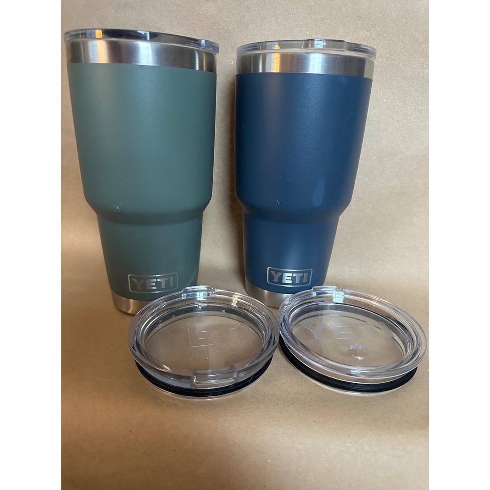 YETI Rambler 30 oz Tumbler Set of 2 Camp Green & Navy Blue with MagSlider Lids